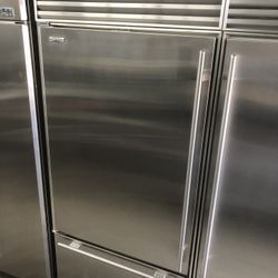 Sub Zero 36” Stainless Steel Built In Refrigerator 