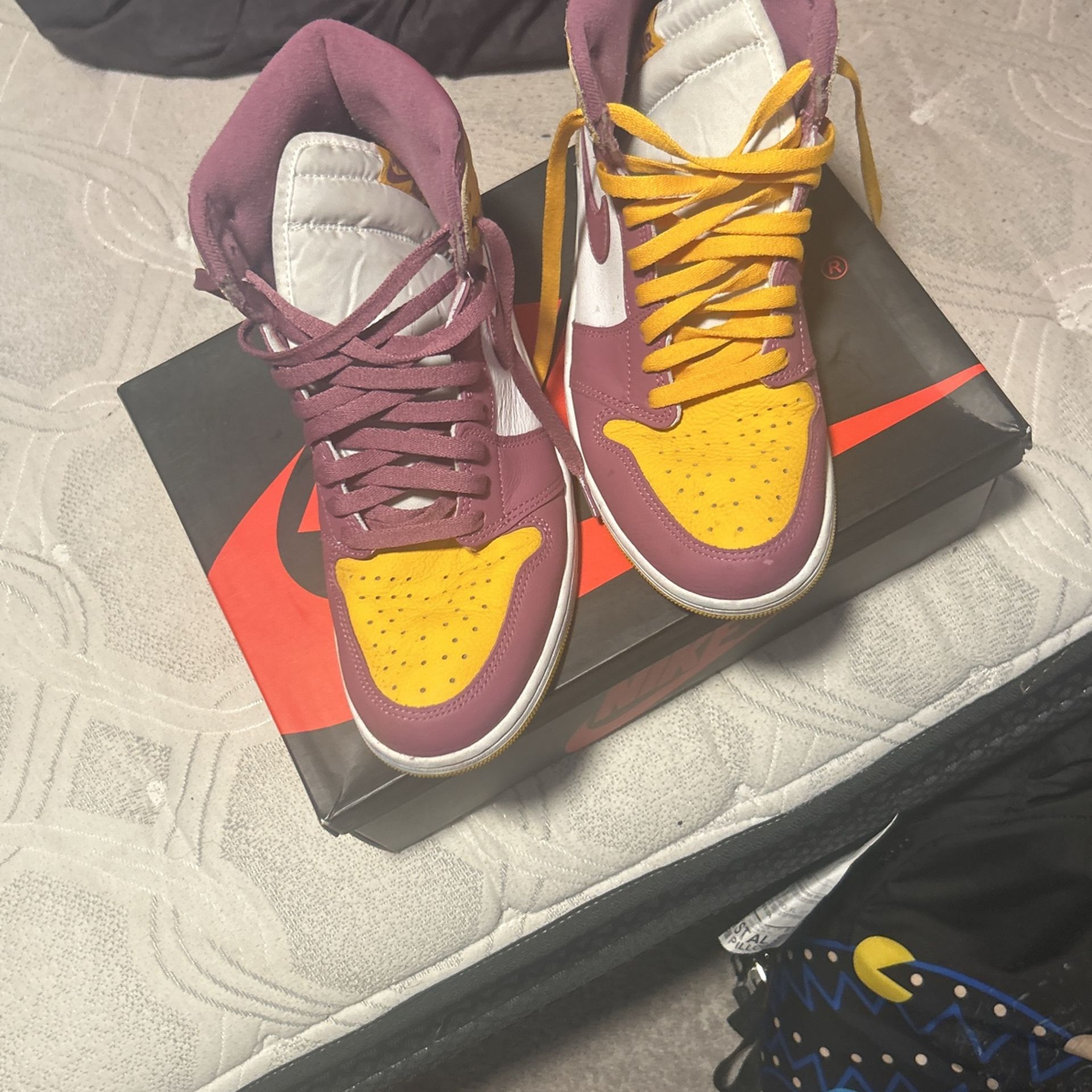 Jordan 1 “brother Hood”