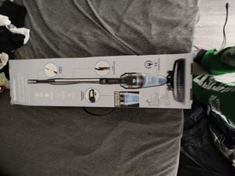 Brookstone 3- in -1 vacuum cleaner