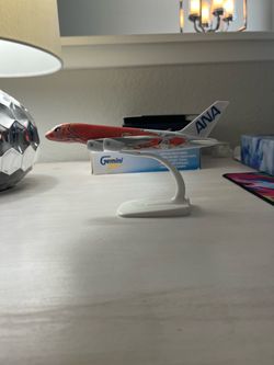 Die-cast Model Airplane