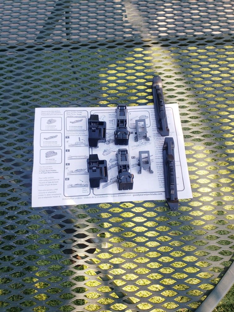 Windshield Wiper Blade Adapter Set 
