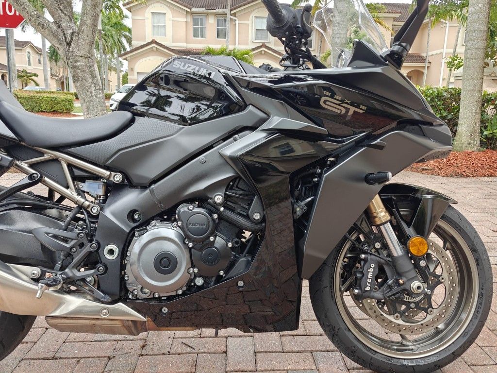 2024 Susuky Gsx 1000 gt