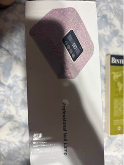 Nail UV lamp