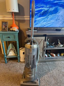 Shark Navigator Upright Vacuum Cleaner