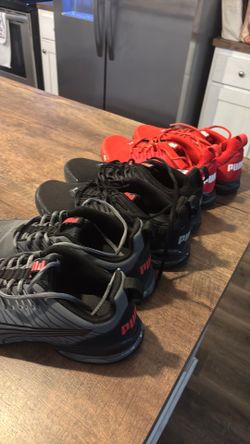Men’s Puma’s shoes