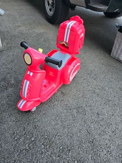 Play-Doh Pizza Delivery Scooter