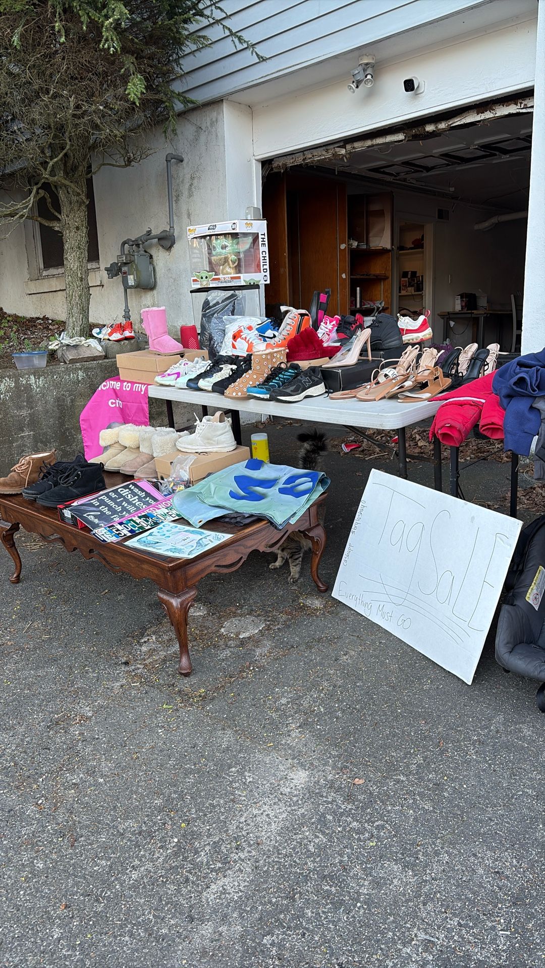 Tag Sale 