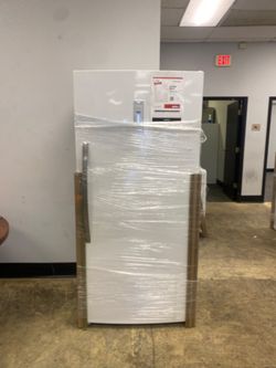 Frigidaire FRAE2024AW Refrigerator