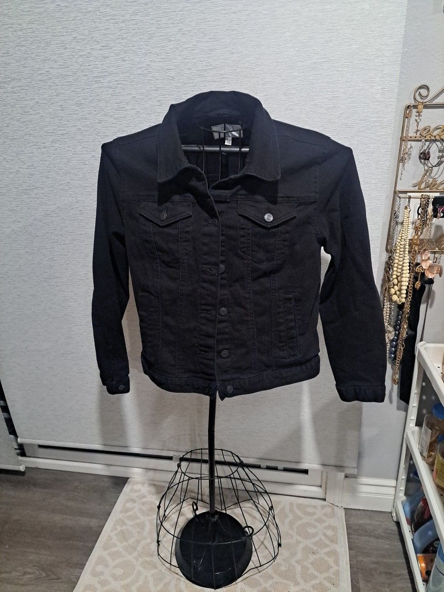 Black Jacket 