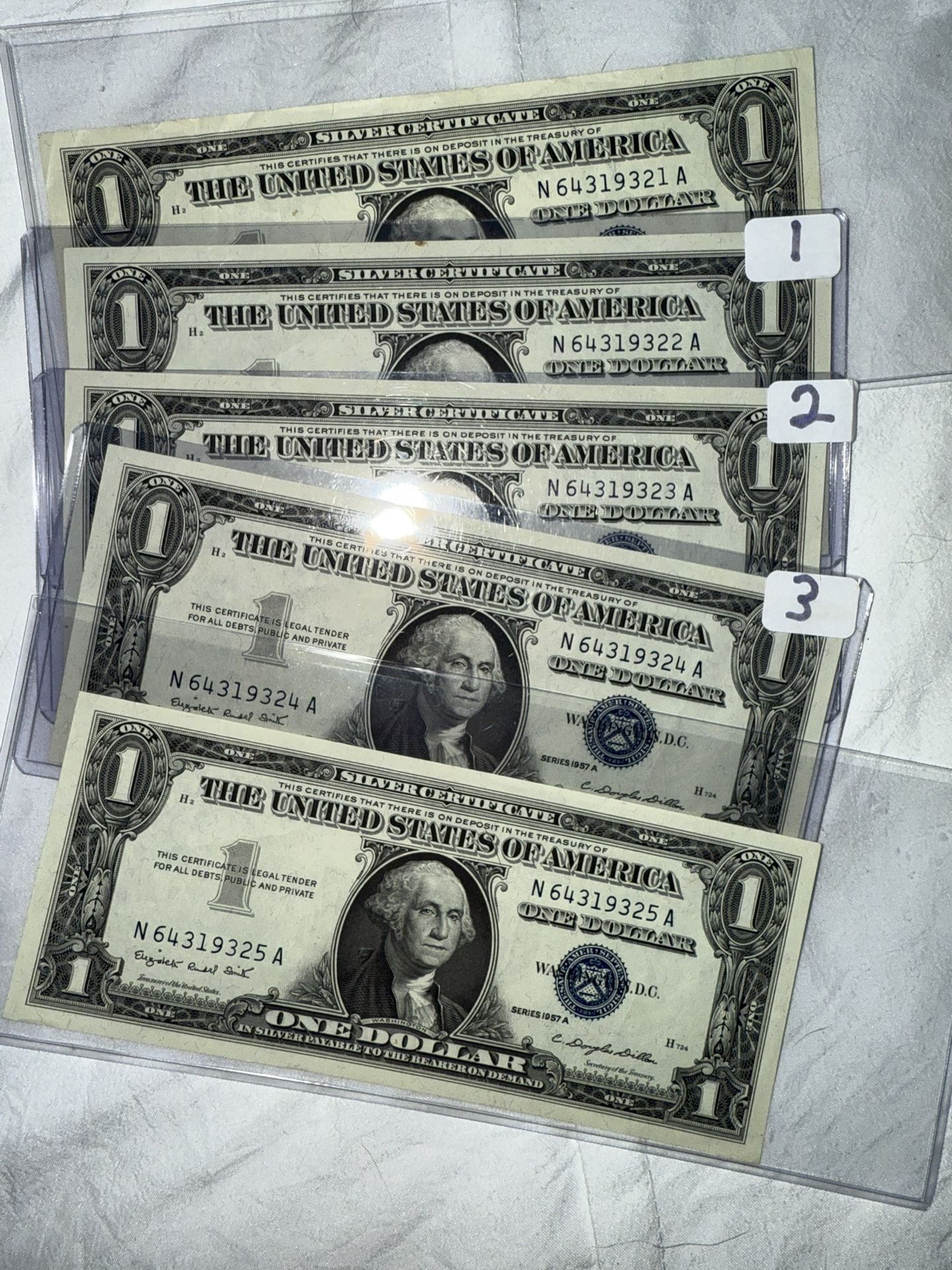 1957 $1 Silver certificates (UNC-mint Condition)