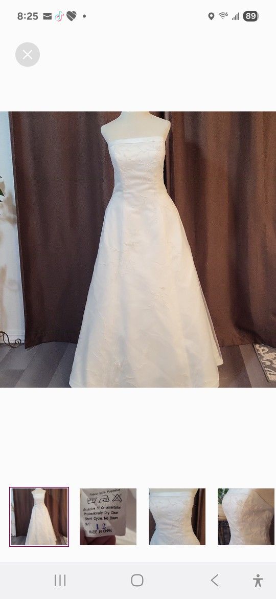 Size 12 Strapless Wedding Dress