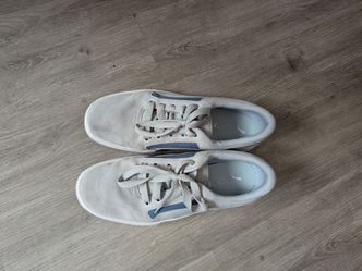 Men's Puma shoes size 11