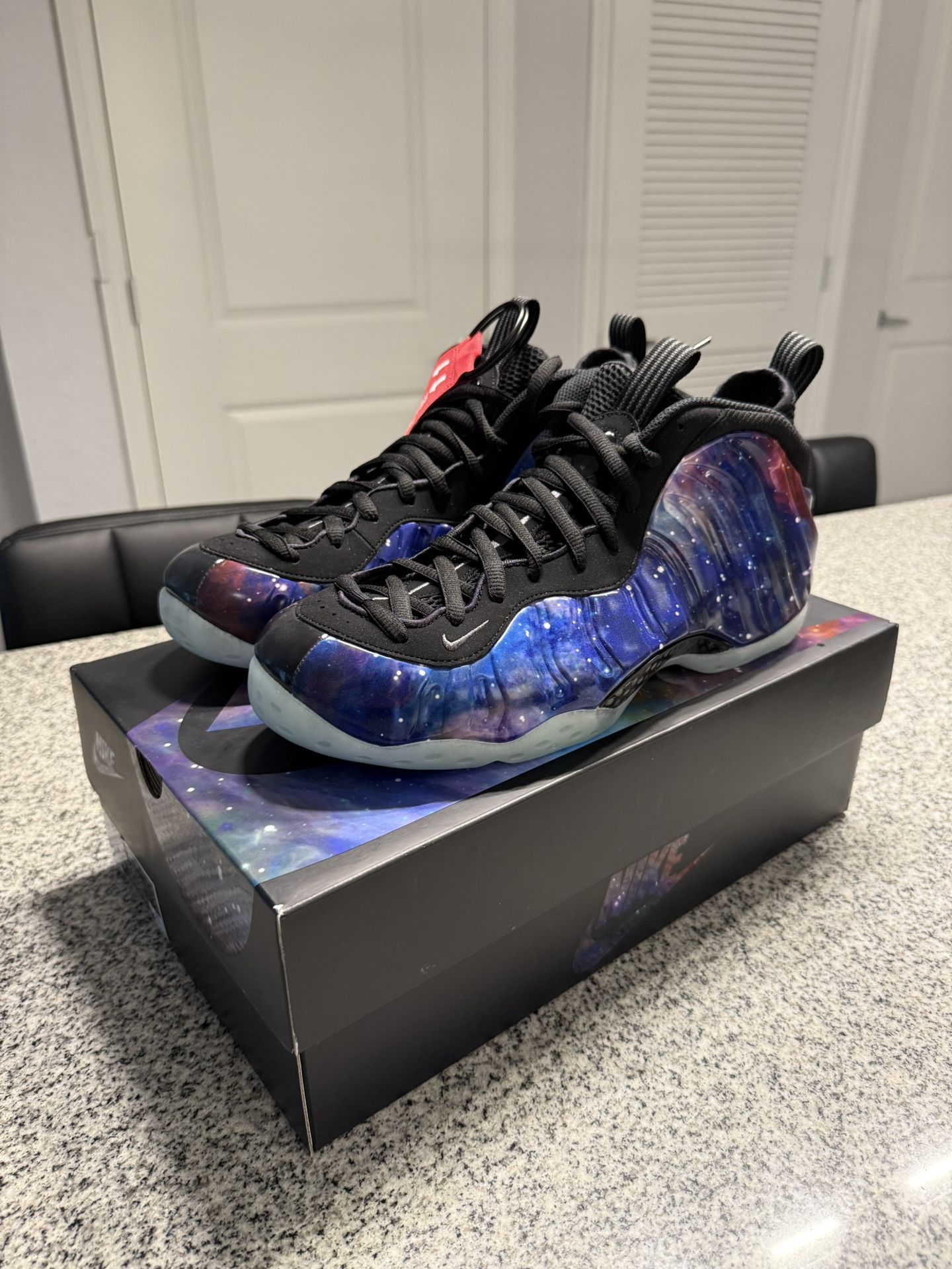 Nike Galaxy Foamposite Size 11.5