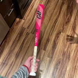 MARUCCI Cat