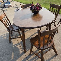 Table And Chairs 