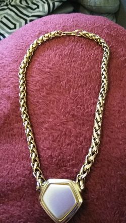 Gold Tone Necklace