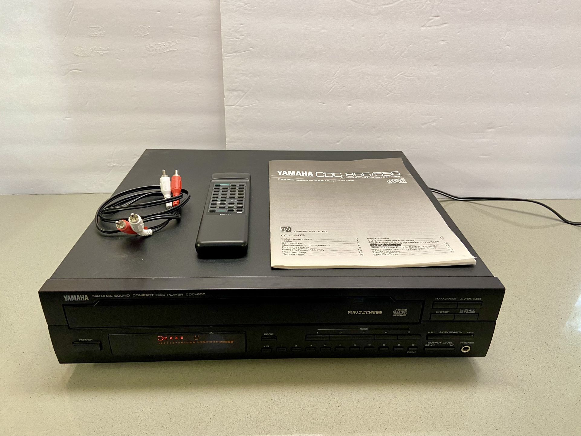 Yamaha Vintage Compact Disc Player CDC 655/555