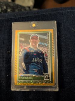 Kyle Busch Donruss Optic Gold NASCAR Trading Card
