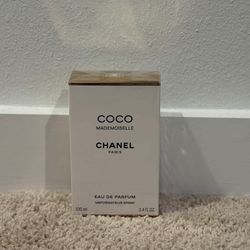 COCO CHANEL