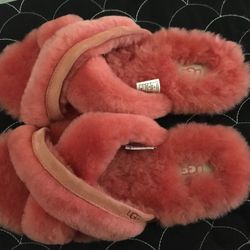 UGG Slides Size 7 Woman