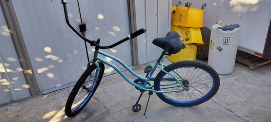 Isla Vista . Beach Cruiser ..