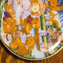 Limited Edition Collectors Plate Teddy Bear Picnic