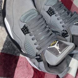 Jordan 4 