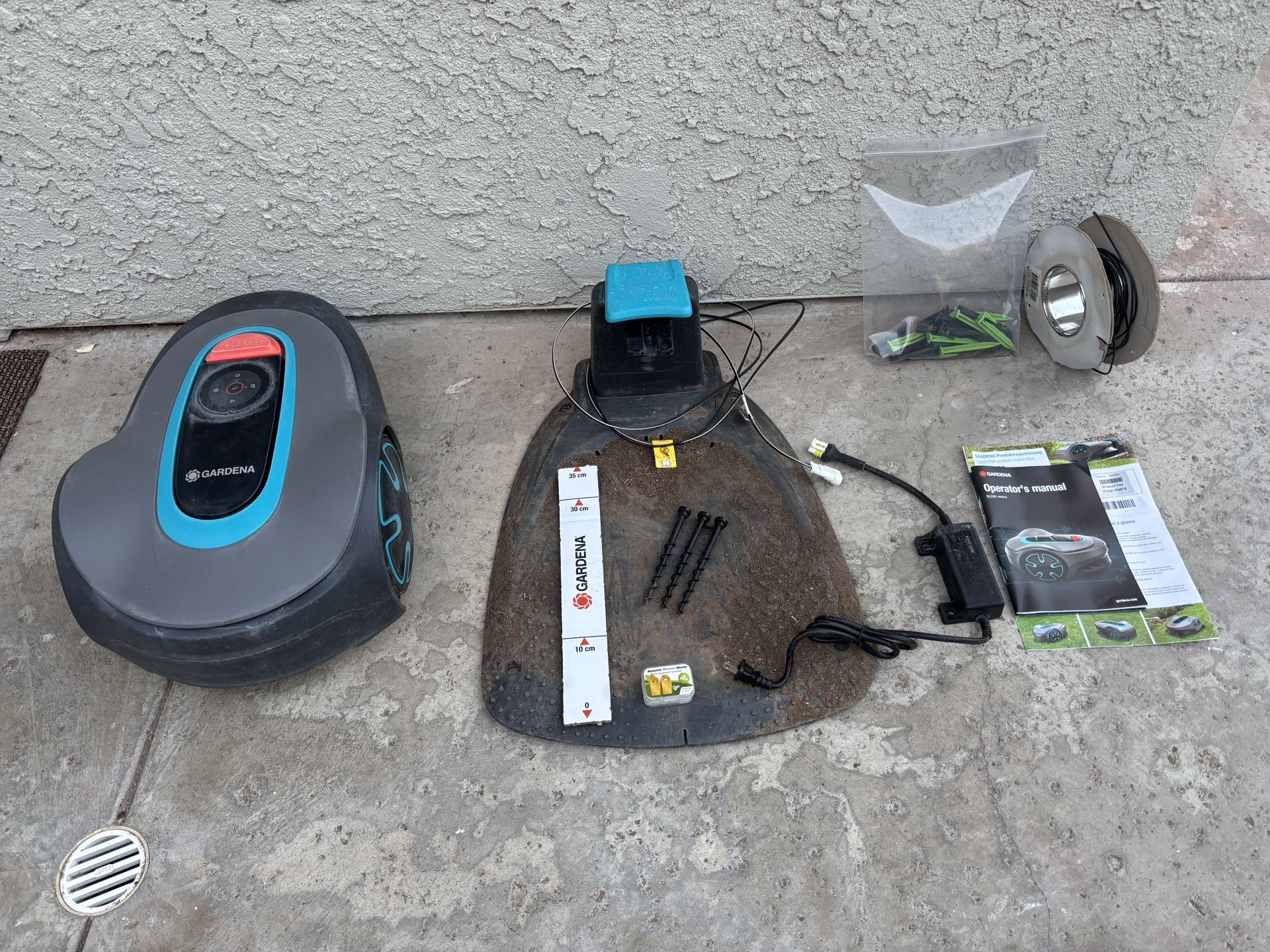 Gardena Silent Minimo Robotic Lawn Mower 