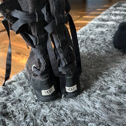 Ugg Lace Up Boots Size 8 Limited Edition 