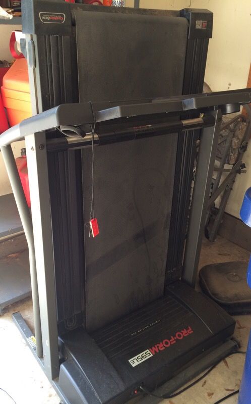 ProForm 595LE Treadmill for Sale in Maumelle AR OfferUp