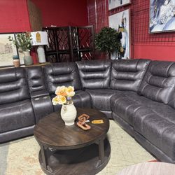 Ashley 5pc Power Sectional