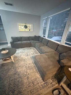 5 piece sectional couch w/ chaise