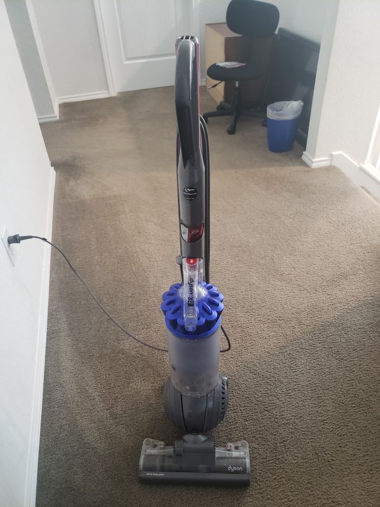 Dyson vacuum cleaner with attachments