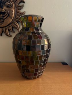Decorative Flower Vase (Glass)