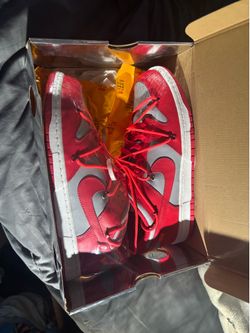 Deadstock off white dunks size 11