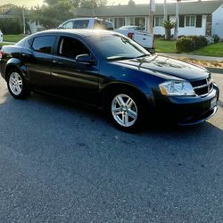 Dodge Avenger 