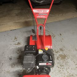 Troy-Bilt 16 in. 208cc Super Bronco Rear-Tine Counter-Rotating Gas Tiller with 1-Hand Operation