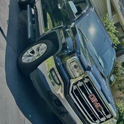 2018 GMC Sierra