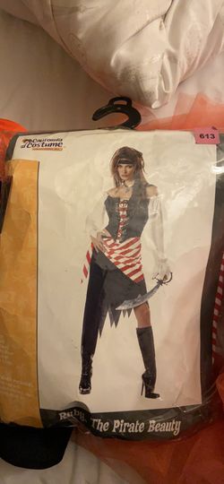 Sexy Pirate Costume!!