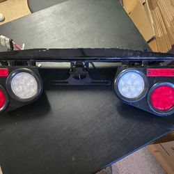 PETERBILT Tail Lights, License Plate Light And Wire Harness PACCAR P92 Universal Kit