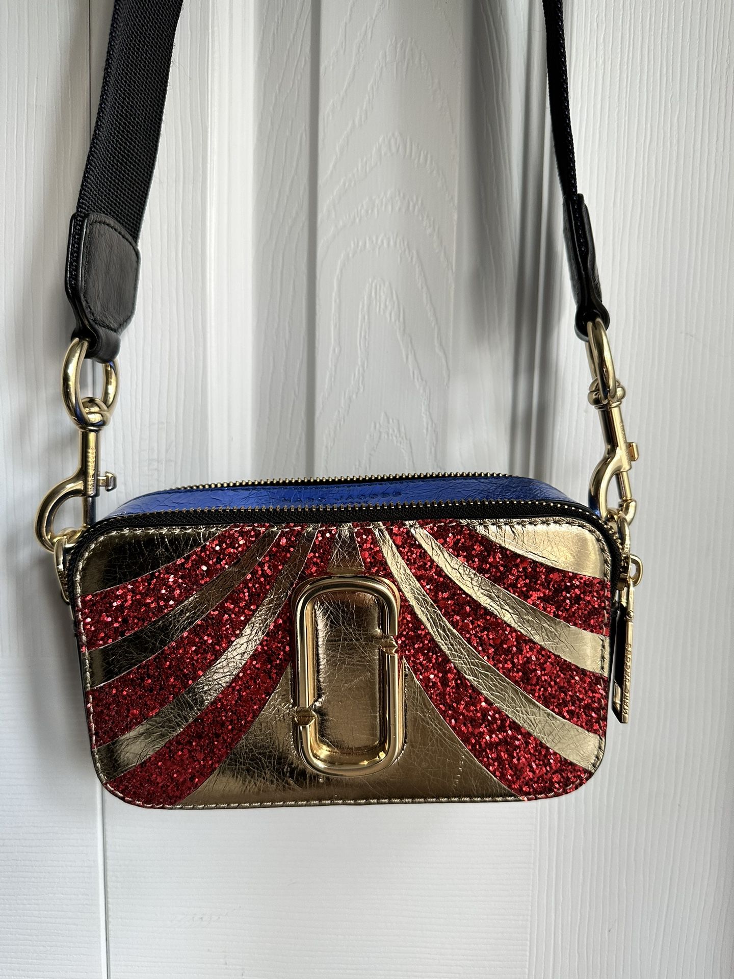 marc jacobs snapshot bag inside