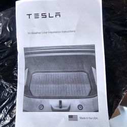 Tesla M-3 Trunk Liner And Windshield Cover NEW