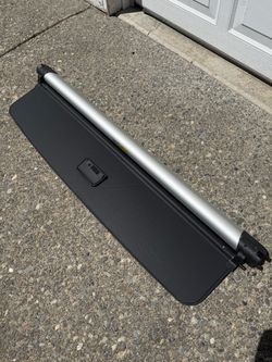 Range Rover cargo cover