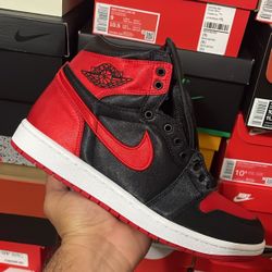 Jordan 1 Satin Bred