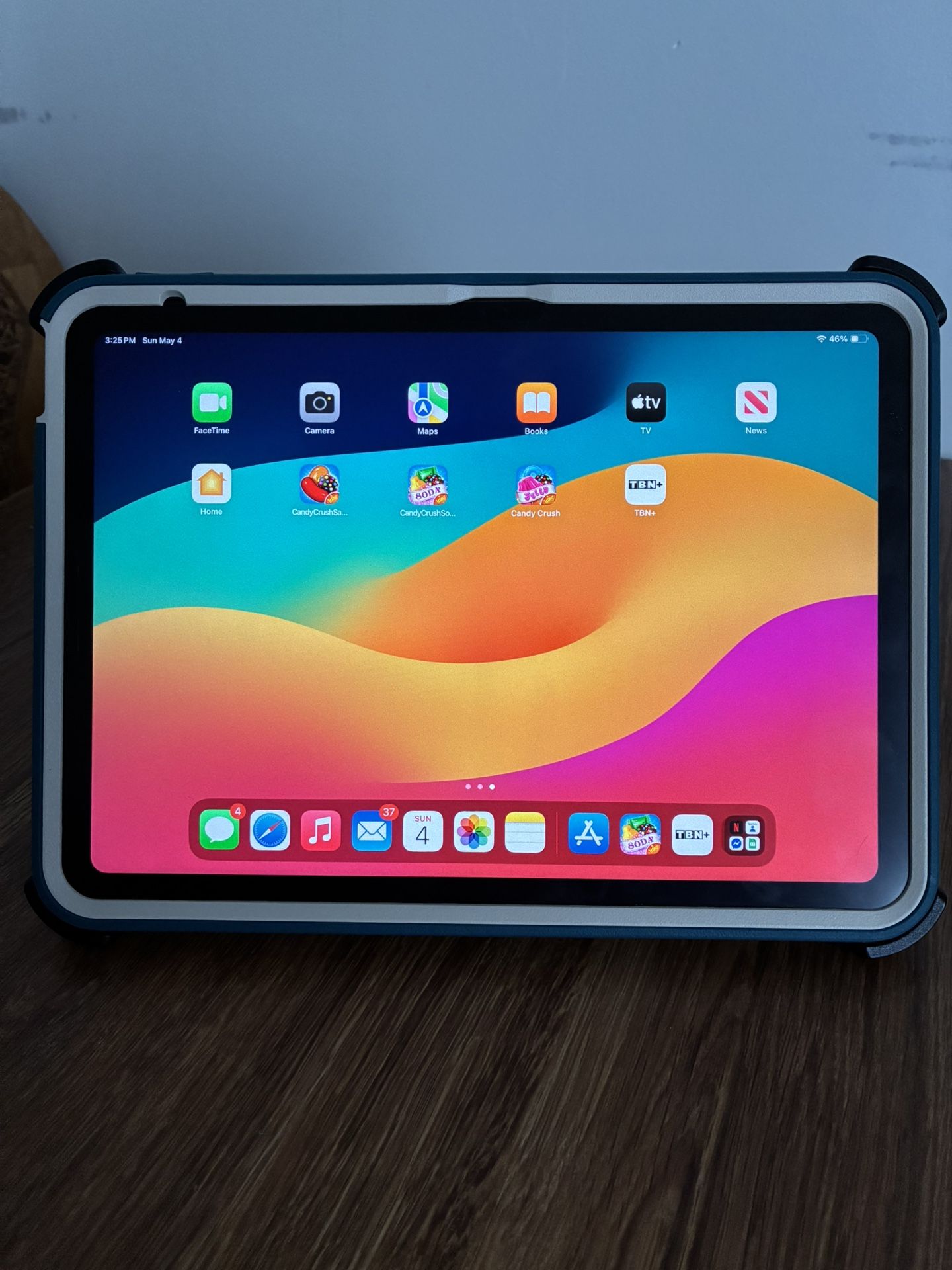 Blue iPad (10th Gen) 256 Gig