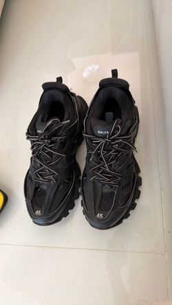 Balenciga tracks