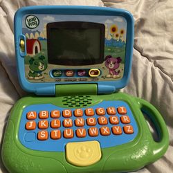 Little Kids  LEAP FROG Learning Laptop