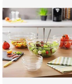 New Luminarc clear glass bowl