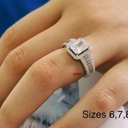 Engagement Ring With Box 