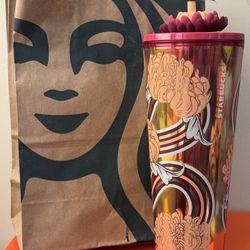 Starbucks 2024 Metallic Lotus Flower Holiday Tumbler With Silicone Lotus Flower Straws Decor 💯 100% New , Venti Size 24 oz  Collection Discontinued 
